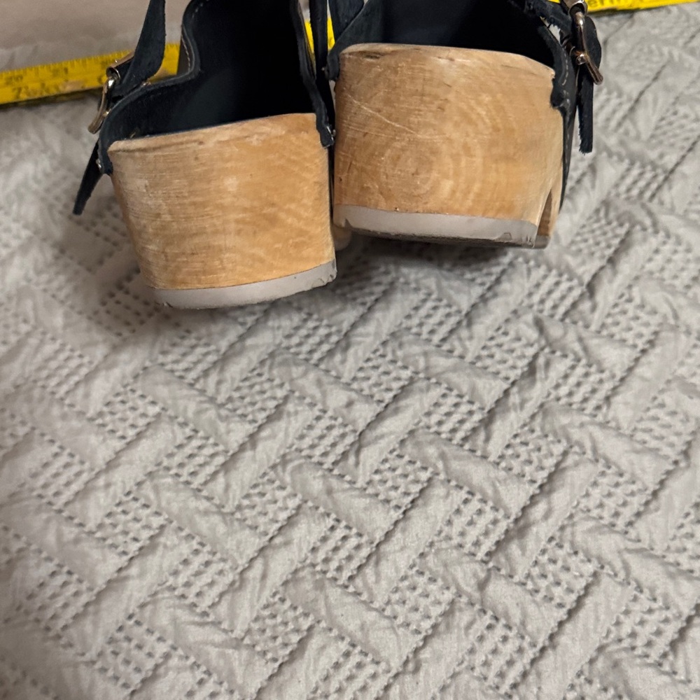 MIA Black Slingback Leather Clogs with Buckle - Picture 3 of 8